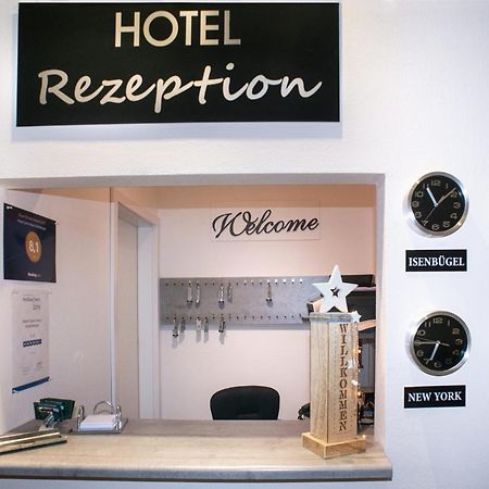 Hotel Garni Haus Schoenberger Heiligenhaus Εξωτερικό φωτογραφία