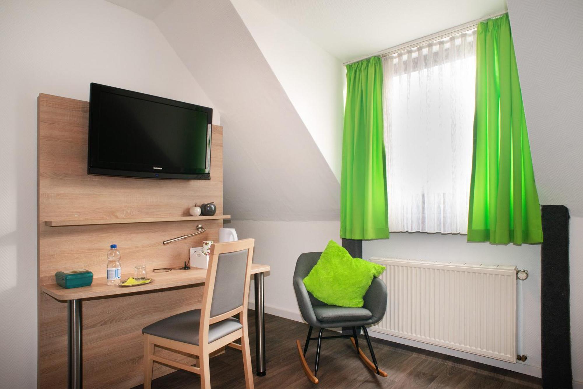 Hotel Garni Haus Schoenberger Heiligenhaus Δωμάτιο φωτογραφία