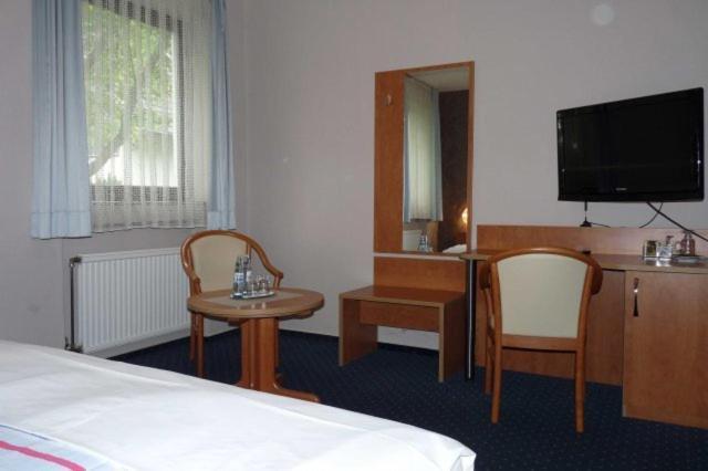 Hotel Garni Haus Schoenberger Heiligenhaus Δωμάτιο φωτογραφία